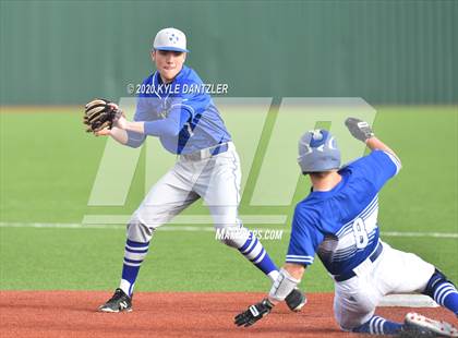 Thumbnail 1 in Rains vs Van Alstyne (Anna Tournament) photogallery.