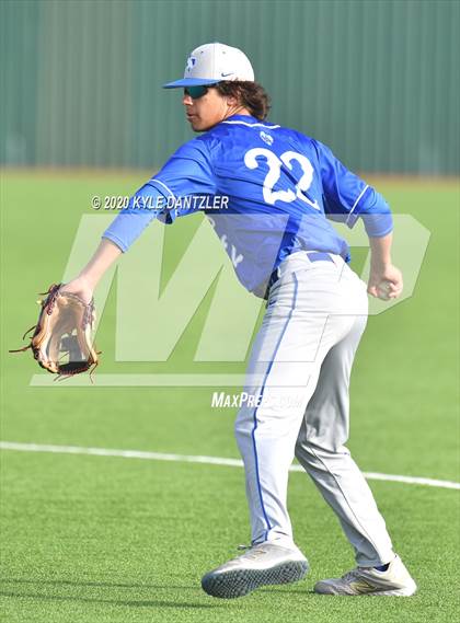 Thumbnail 3 in Rains vs Van Alstyne (Anna Tournament) photogallery.