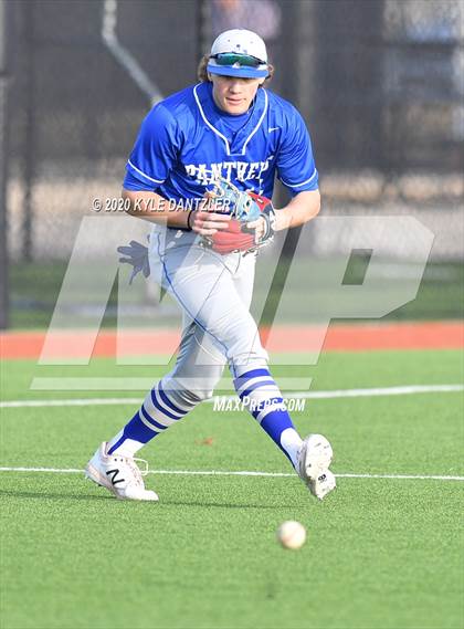Thumbnail 3 in Rains vs Van Alstyne (Anna Tournament) photogallery.
