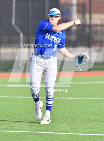 Thumbnail 3 in Rains vs Van Alstyne (Anna Tournament) photogallery.