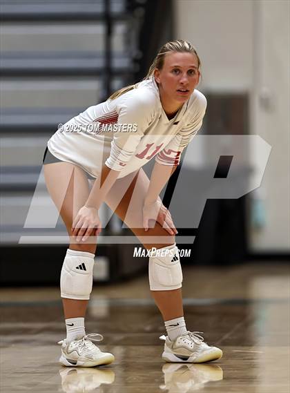 Thumbnail 2 in Hillcrest @ Catawba Ridge (SCHSL 5AD2 Round 2) photogallery.