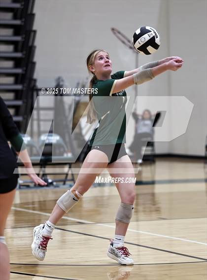 Thumbnail 1 in Hillcrest @ Catawba Ridge (SCHSL 5AD2 Round 2) photogallery.