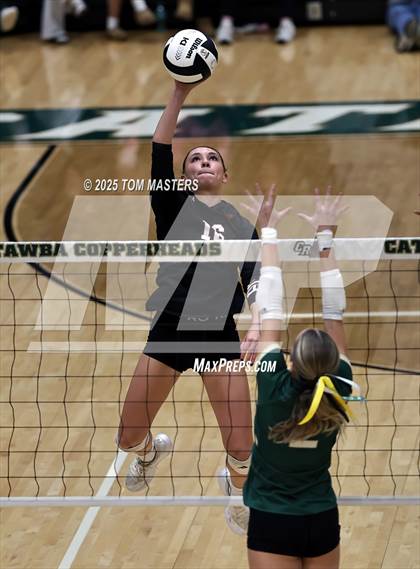 Thumbnail 1 in Hillcrest @ Catawba Ridge (SCHSL 5AD2 Round 2) photogallery.