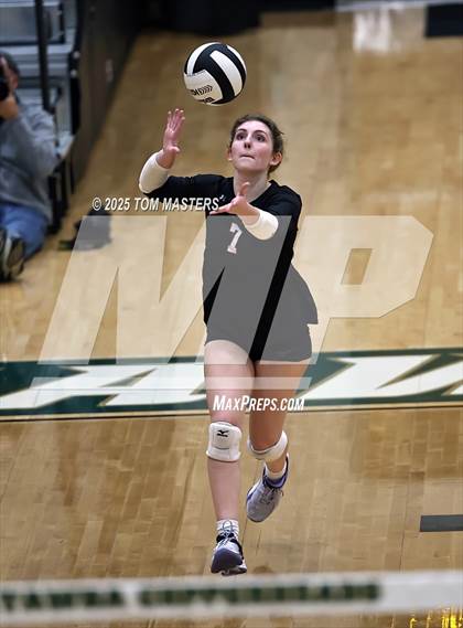 Thumbnail 3 in Hillcrest @ Catawba Ridge (SCHSL 5AD2 Round 2) photogallery.