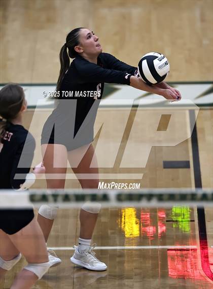 Thumbnail 2 in Hillcrest @ Catawba Ridge (SCHSL 5AD2 Round 2) photogallery.