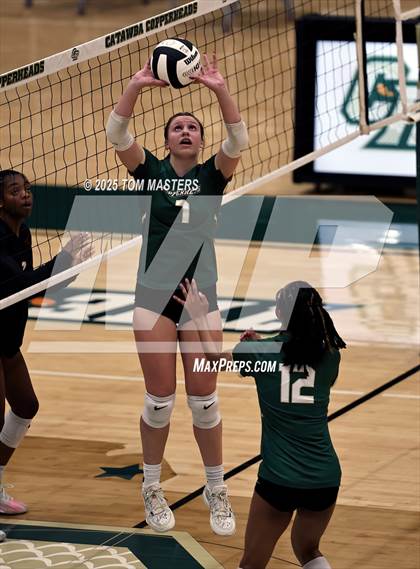 Thumbnail 3 in Hillcrest @ Catawba Ridge (SCHSL 5AD2 Round 2) photogallery.