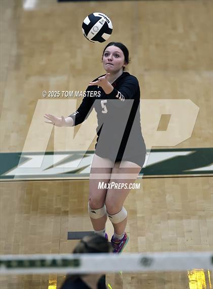 Thumbnail 2 in Hillcrest @ Catawba Ridge (SCHSL 5AD2 Round 2) photogallery.