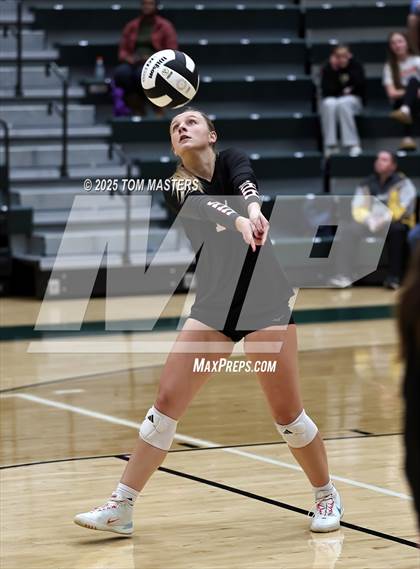 Thumbnail 2 in Hillcrest @ Catawba Ridge (SCHSL 5AD2 Round 2) photogallery.