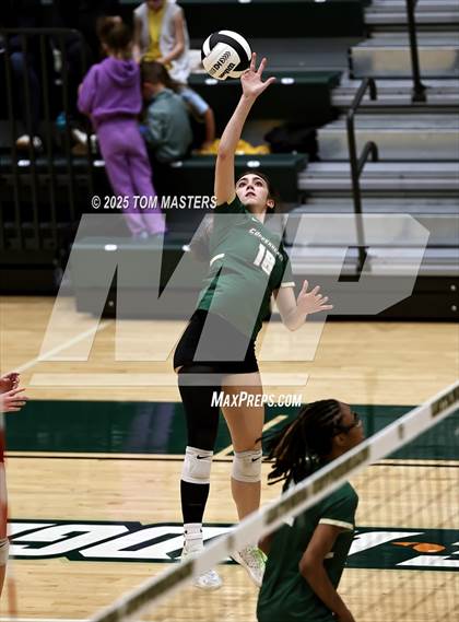 Thumbnail 2 in Hillcrest @ Catawba Ridge (SCHSL 5AD2 Round 2) photogallery.