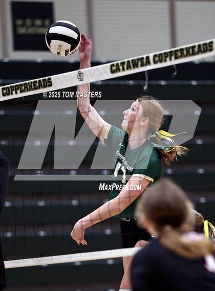 Thumbnail 2 in Hillcrest @ Catawba Ridge (SCHSL 5AD2 Round 2) photogallery.