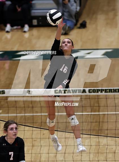 Thumbnail 2 in Hillcrest @ Catawba Ridge (SCHSL 5AD2 Round 2) photogallery.