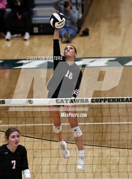 Thumbnail 1 in Hillcrest @ Catawba Ridge (SCHSL 5AD2 Round 2) photogallery.