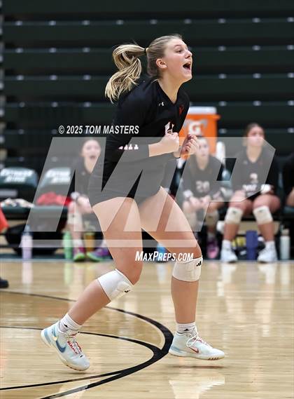 Thumbnail 1 in Hillcrest @ Catawba Ridge (SCHSL 5AD2 Round 2) photogallery.