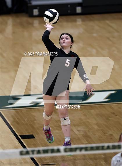 Thumbnail 2 in Hillcrest @ Catawba Ridge (SCHSL 5AD2 Round 2) photogallery.