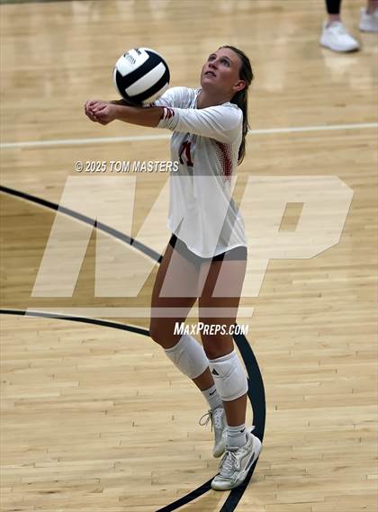 Thumbnail 2 in Hillcrest @ Catawba Ridge (SCHSL 5AD2 Round 2) photogallery.