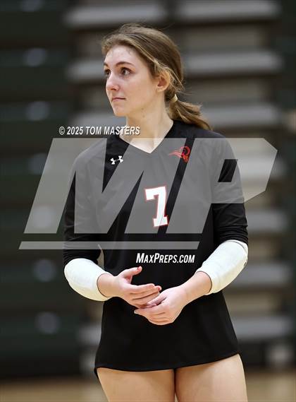 Thumbnail 1 in Hillcrest @ Catawba Ridge (SCHSL 5AD2 Round 2) photogallery.