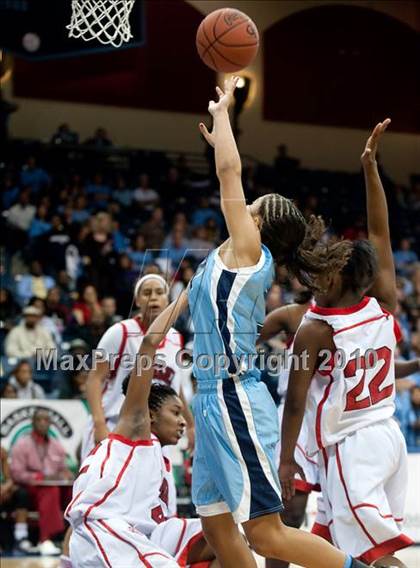 Thumbnail 2 in Mount Miguel vs Our Lady of Peace (CIF SDS D3 Final) photogallery.