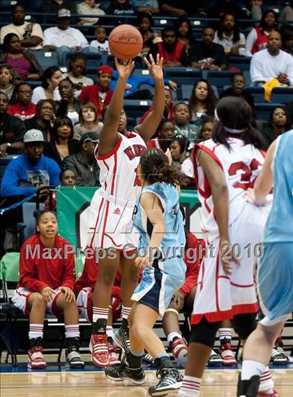 Thumbnail 2 in Mount Miguel vs Our Lady of Peace (CIF SDS D3 Final) photogallery.