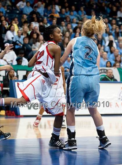 Thumbnail 3 in Mount Miguel vs Our Lady of Peace (CIF SDS D3 Final) photogallery.