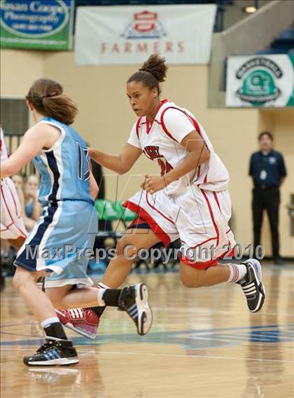 Thumbnail 3 in Mount Miguel vs Our Lady of Peace (CIF SDS D3 Final) photogallery.