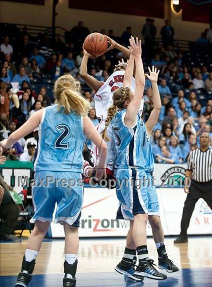Thumbnail 3 in Mount Miguel vs Our Lady of Peace (CIF SDS D3 Final) photogallery.