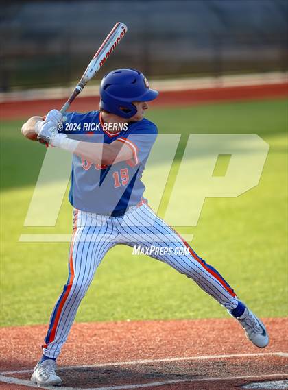 Thumbnail 1 in Grand Oaks vs Oak Ridge (Battle of the Oaks) photogallery.