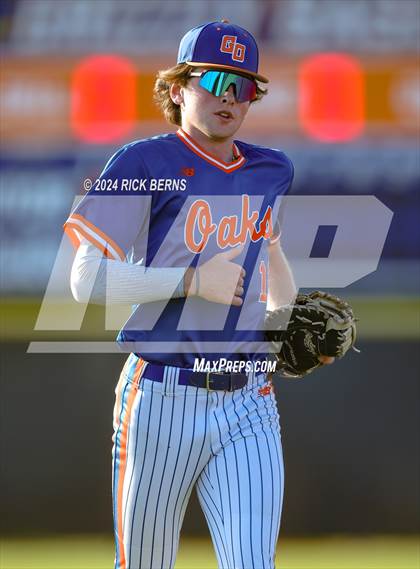 Thumbnail 2 in Grand Oaks vs Oak Ridge (Battle of the Oaks) photogallery.