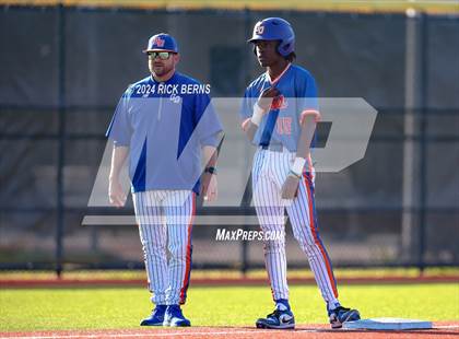 Thumbnail 1 in Grand Oaks vs Oak Ridge (Battle of the Oaks) photogallery.