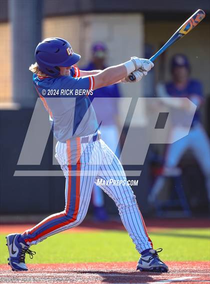 Thumbnail 3 in Grand Oaks vs Oak Ridge (Battle of the Oaks) photogallery.