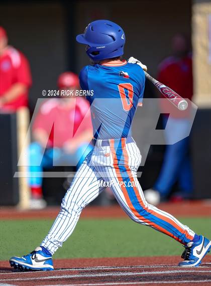 Thumbnail 3 in Grand Oaks vs Oak Ridge (Battle of the Oaks) photogallery.