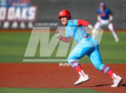 Thumbnail 3 in Grand Oaks vs Oak Ridge (Battle of the Oaks) photogallery.