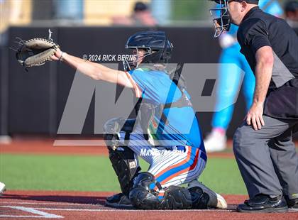 Thumbnail 2 in Grand Oaks vs Oak Ridge (Battle of the Oaks) photogallery.