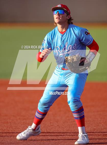 Thumbnail 2 in Grand Oaks vs Oak Ridge (Battle of the Oaks) photogallery.