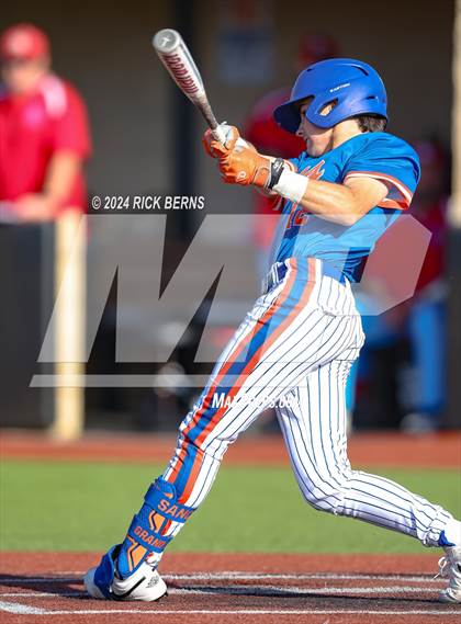 Thumbnail 3 in Grand Oaks vs Oak Ridge (Battle of the Oaks) photogallery.