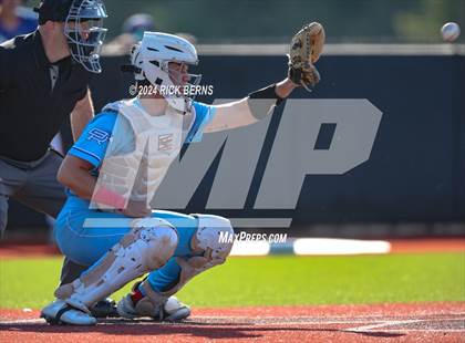 Thumbnail 3 in Grand Oaks vs Oak Ridge (Battle of the Oaks) photogallery.