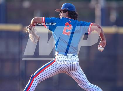 Thumbnail 1 in Grand Oaks vs Oak Ridge (Battle of the Oaks) photogallery.