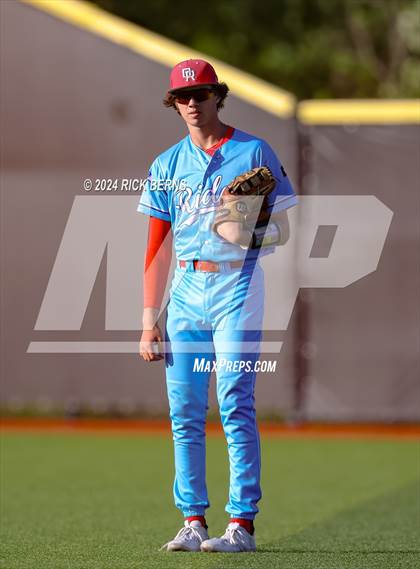 Thumbnail 2 in Grand Oaks vs Oak Ridge (Battle of the Oaks) photogallery.