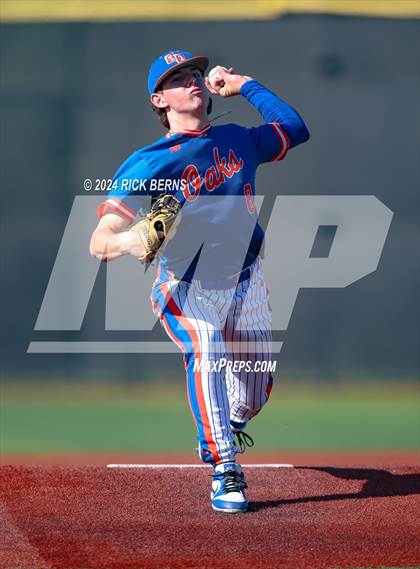 Thumbnail 2 in Grand Oaks vs Oak Ridge (Battle of the Oaks) photogallery.