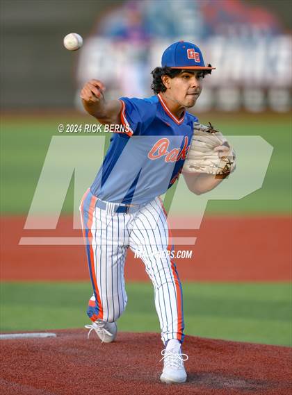 Thumbnail 1 in Grand Oaks vs Oak Ridge (Battle of the Oaks) photogallery.