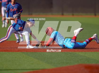 Thumbnail 1 in Grand Oaks vs Oak Ridge (Battle of the Oaks) photogallery.