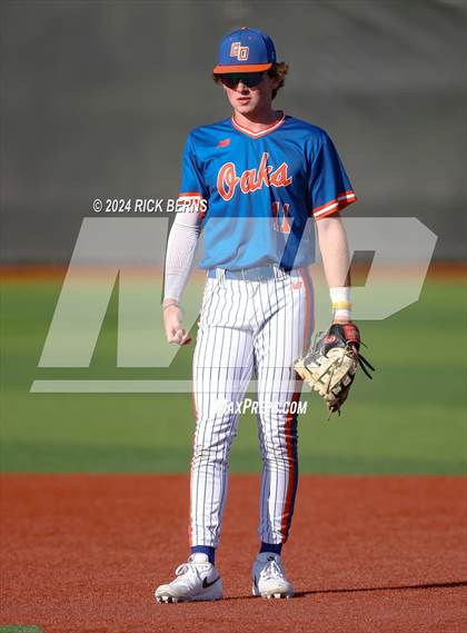 Thumbnail 2 in Grand Oaks vs Oak Ridge (Battle of the Oaks) photogallery.