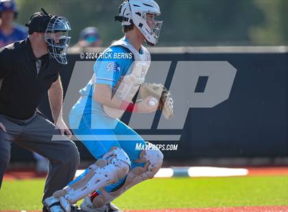 Thumbnail 1 in Grand Oaks vs Oak Ridge (Battle of the Oaks) photogallery.