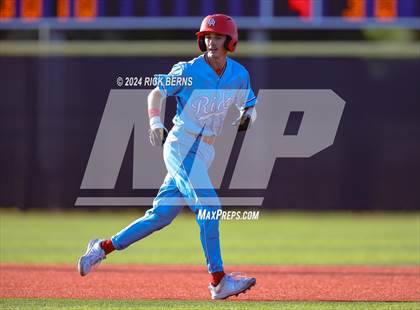 Thumbnail 2 in Grand Oaks vs Oak Ridge (Battle of the Oaks) photogallery.