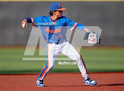 Thumbnail 2 in Grand Oaks vs Oak Ridge (Battle of the Oaks) photogallery.