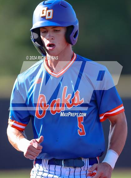 Thumbnail 1 in Grand Oaks vs Oak Ridge (Battle of the Oaks) photogallery.