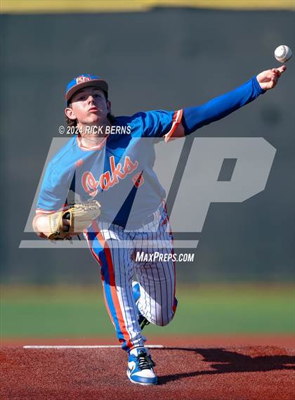 Thumbnail 1 in Grand Oaks vs Oak Ridge (Battle of the Oaks) photogallery.