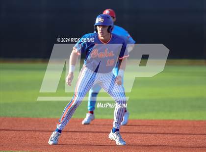 Thumbnail 3 in Grand Oaks vs Oak Ridge (Battle of the Oaks) photogallery.