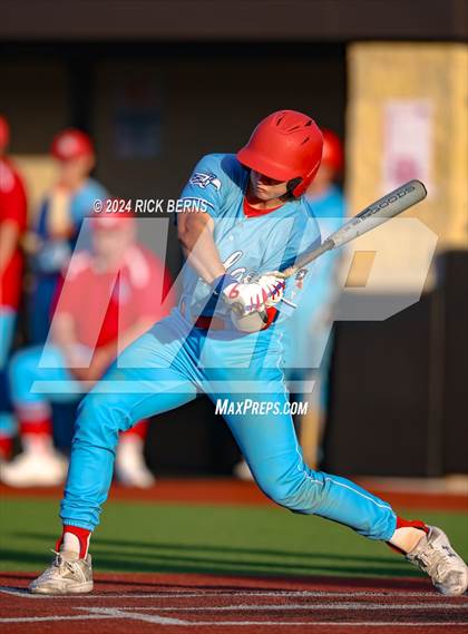 Thumbnail 2 in Grand Oaks vs Oak Ridge (Battle of the Oaks) photogallery.