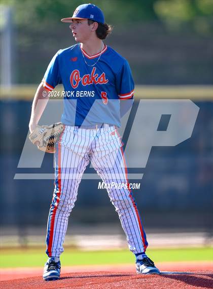 Thumbnail 2 in Grand Oaks vs Oak Ridge (Battle of the Oaks) photogallery.