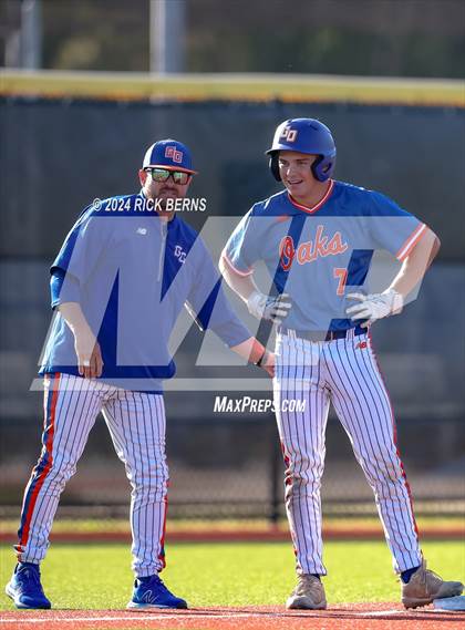 Thumbnail 3 in Grand Oaks vs Oak Ridge (Battle of the Oaks) photogallery.